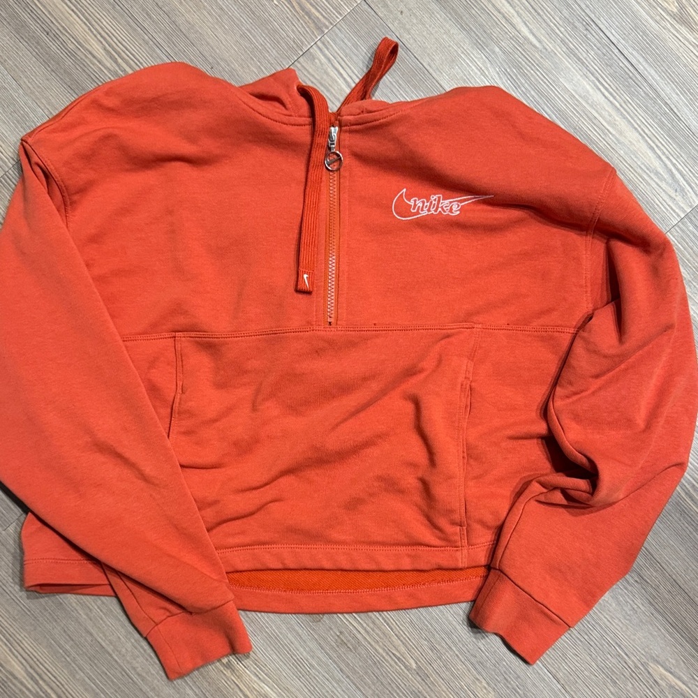 Nike cropped women’s hoodie